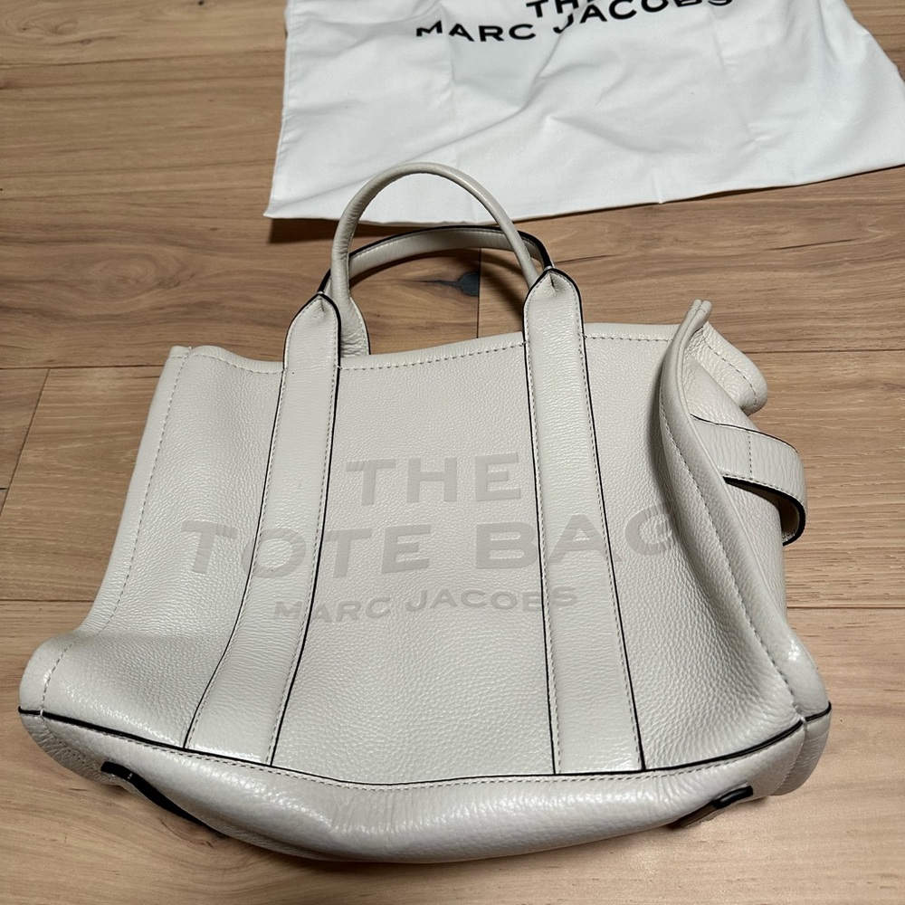Marc Jacobs | The Tote Bag | White | Leather | Medium Bag | EUC